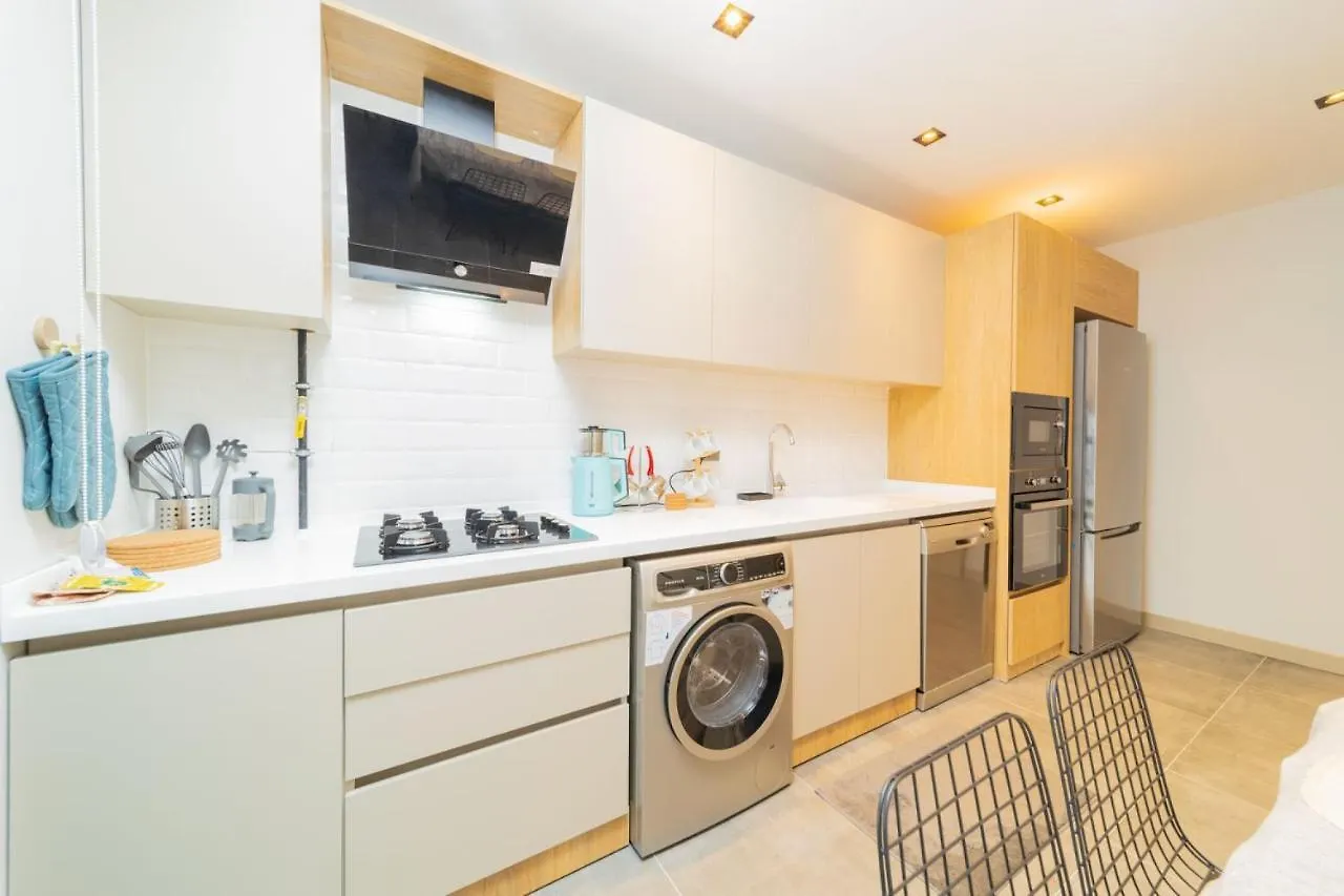安塔利亚Comfy Flat With Balcony Close To Konyaalti Beach公寓 0*, 安塔利亚